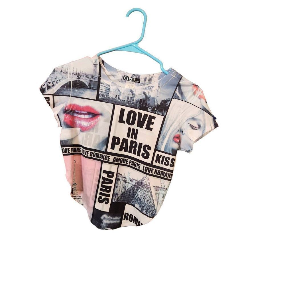 Cleo M love in Paris top